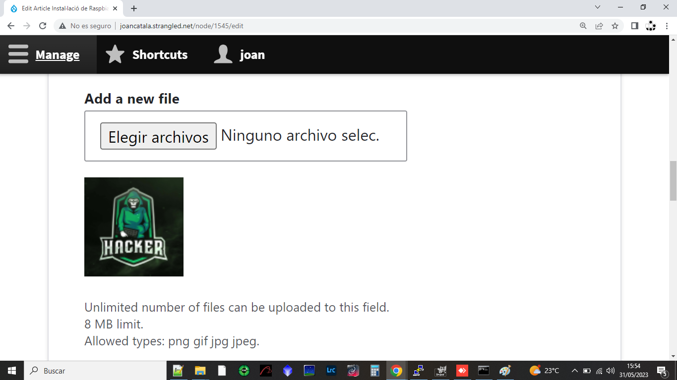 Canviem la configuració de PHP al php.ini per tal de pujar fitxers més grans