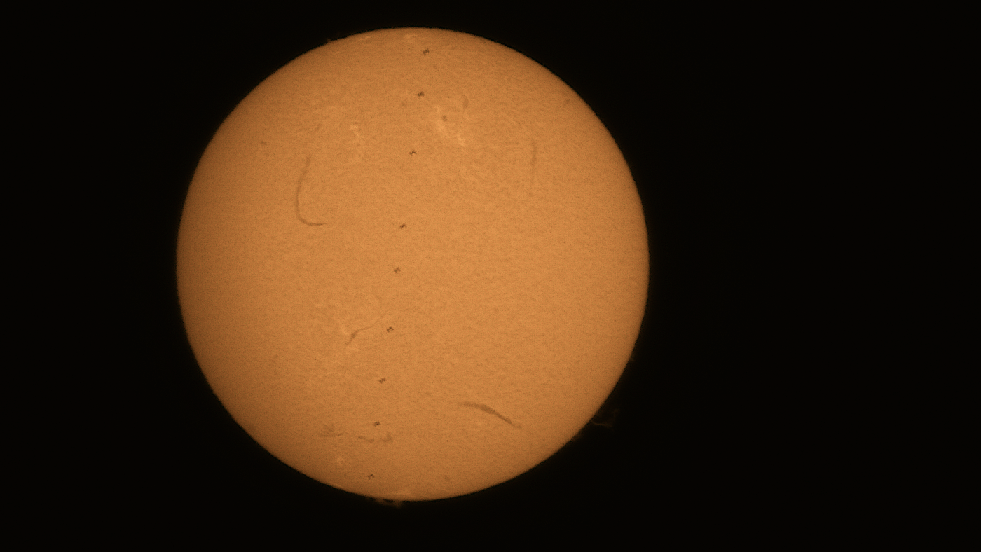 Trànsit de la ISS per davant del sol