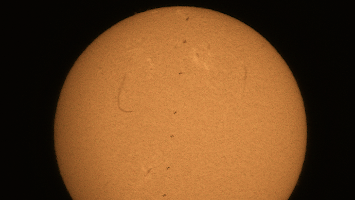 Trànsit de la ISS per davant del sol