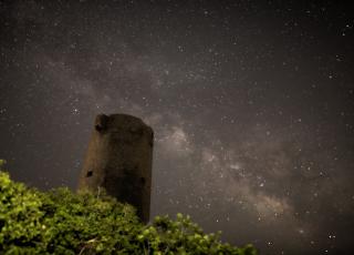 Via Làctia i la Torre Badum 