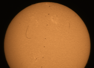 Trànsit de la ISS davant del Sol