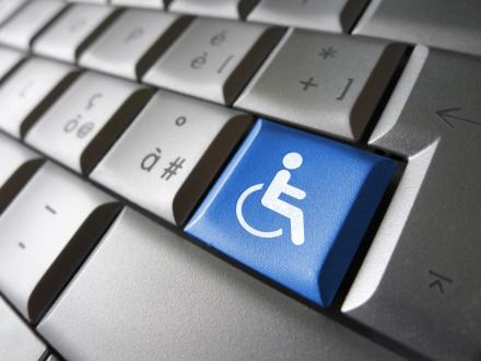 Reprogramant i millorant la meua web per a que siga un poc més accessible